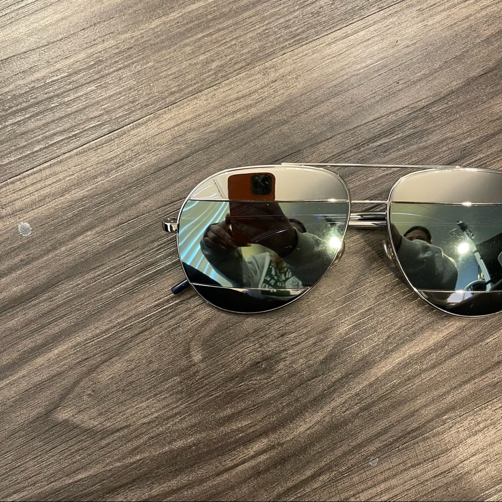 Dior Split Aviator Sunnies - Picture 4 of 10